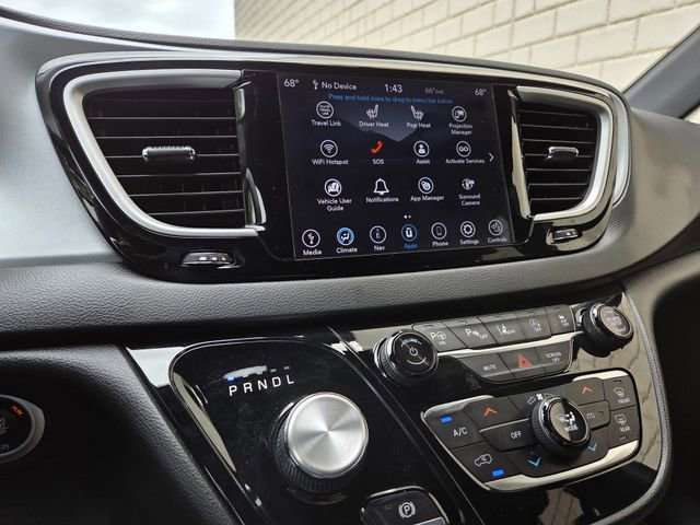 Used 2020 Chrysler Pacifica Touring-L Plus w/ Advanced Safetytec Group FWD image 46