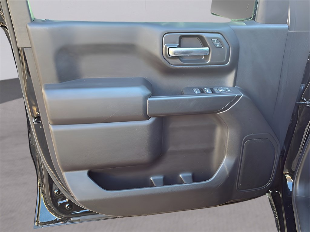 Used 2024 Chevrolet Silverado 1500 Custom image 40