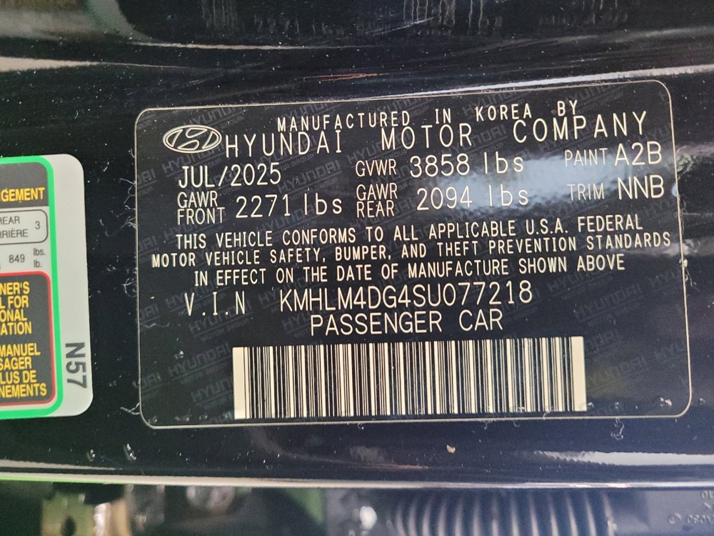 Used 2025 Hyundai Elantra Sport FWD image 33