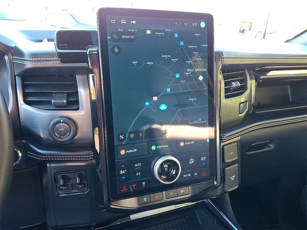 Used 2023 Ford F150 Lightning Platinum image 16