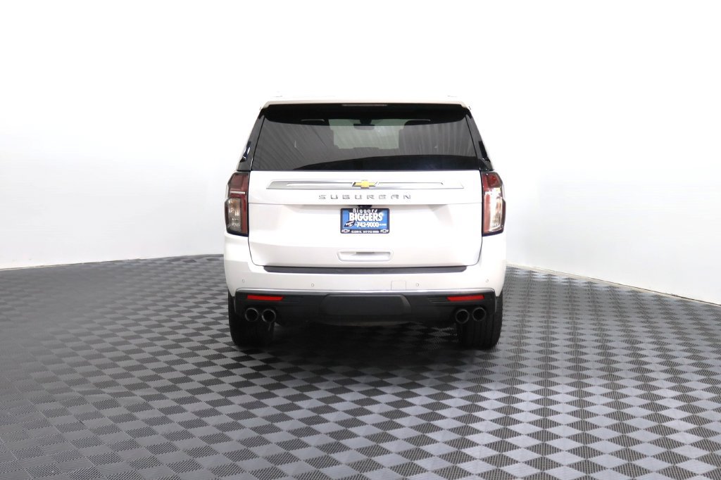 Certified 2022 Chevrolet Suburban High Country AWD/4WD image 7