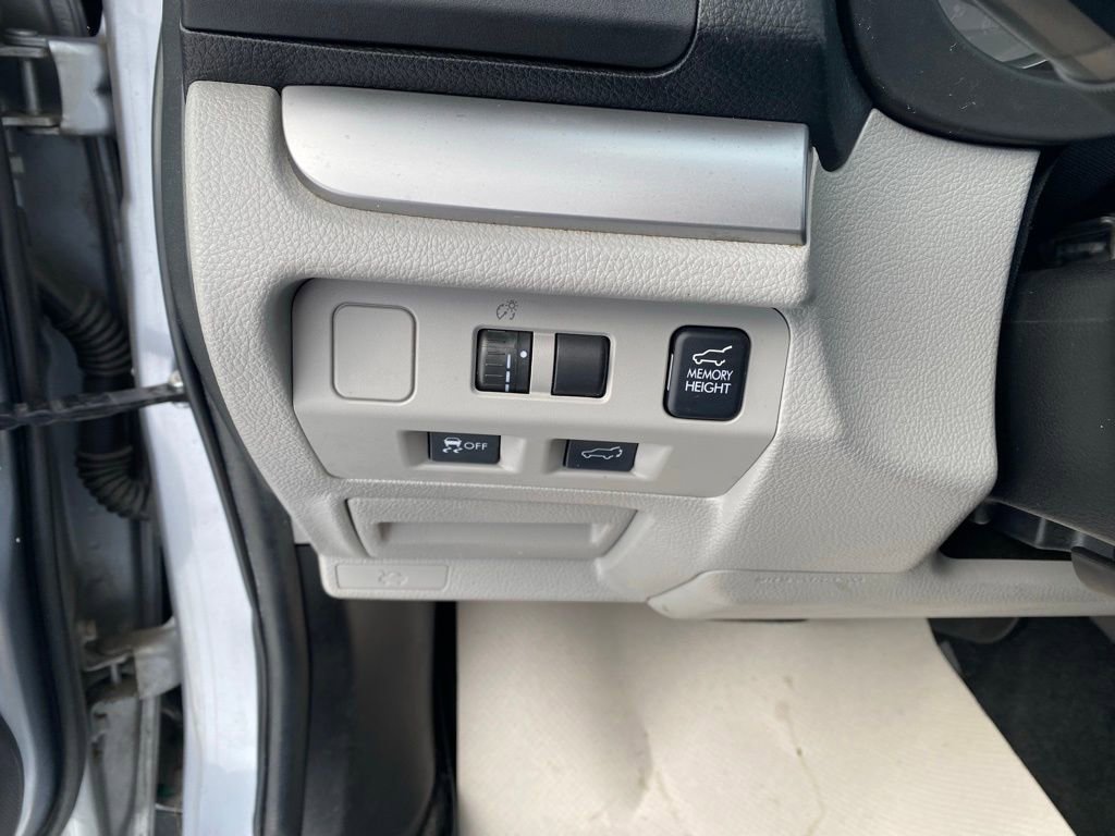 Used 2015 Subaru Forester 2.5i Limited image 15