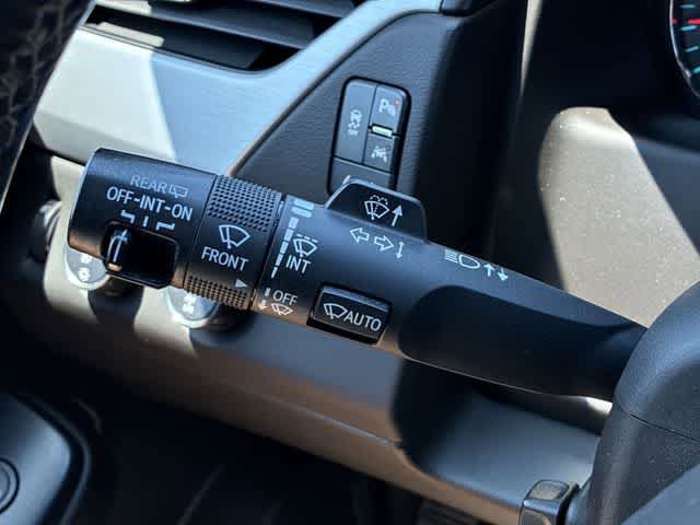 Used 2019 GMC Yukon XL SLT w/ Open Road Package AWD/4WD image 29