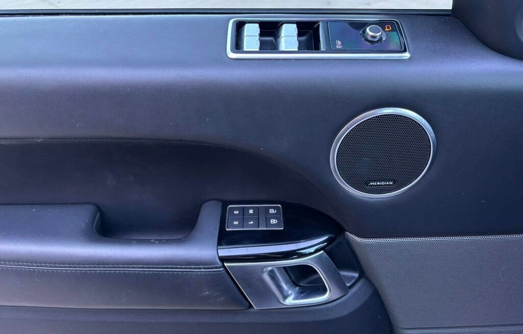 Used 2021 Land Rover Range Rover Sport HSE Dynamic image 32