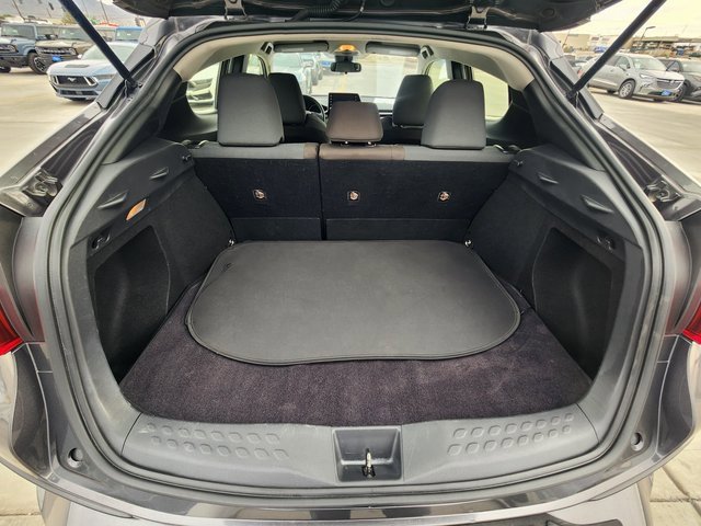 Used 2021 Toyota C-HR XLE image 17