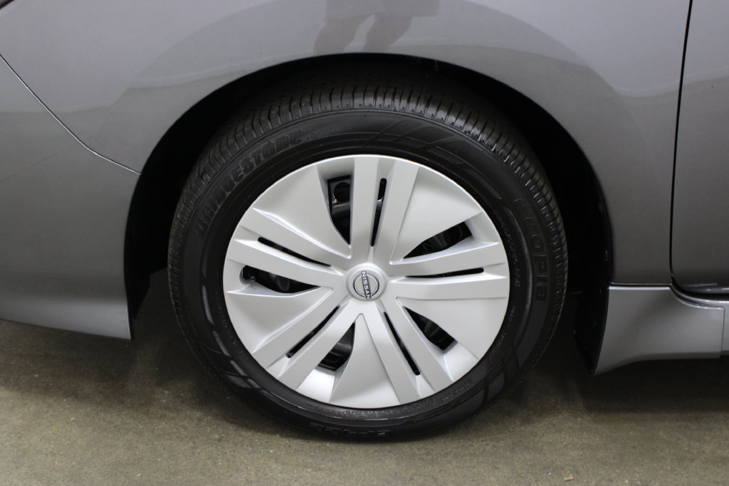 Used 2025 Nissan Leaf S FWD image 26