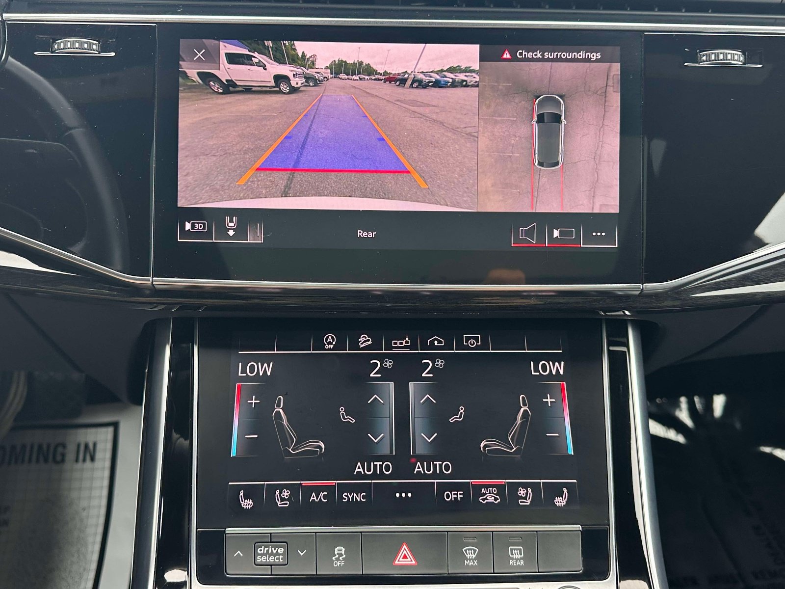 Used 2019 Audi Q8 Premium Plus w/ Premium Plus AWD/4WD image 15