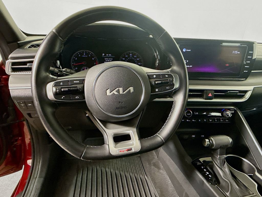 Used 2022 Kia K5 GT-Line FWD image 12