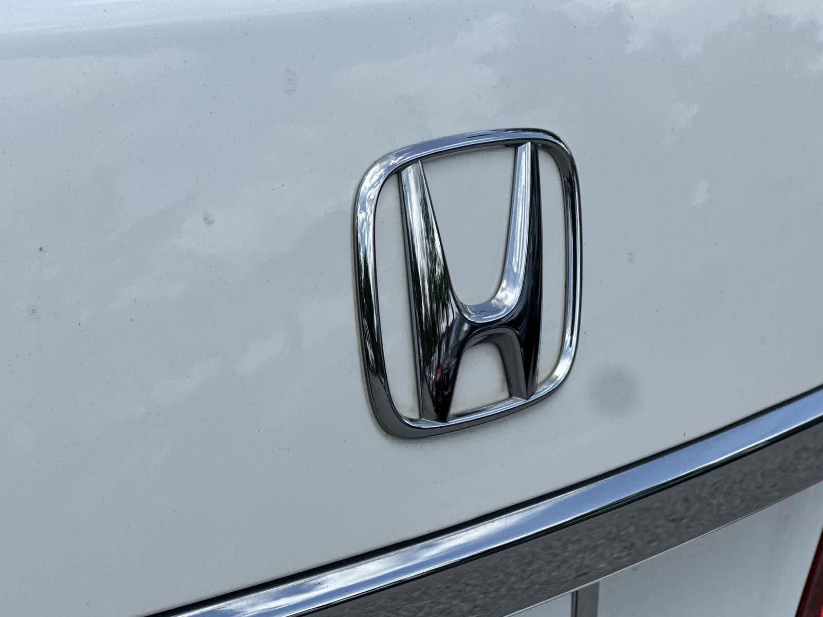 Used 2015 Honda Accord EX-L image 10