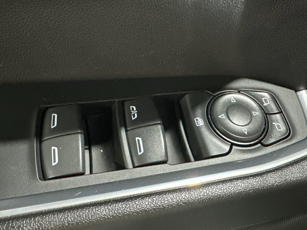 Used 2023 Chevrolet Silverado 1500 LT w/ Protection Package image 18