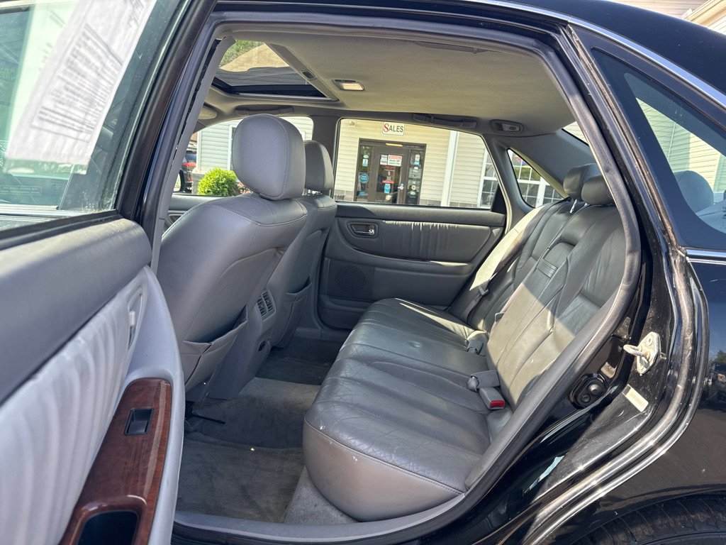 Used 2002 Toyota Avalon XL FWD image 10