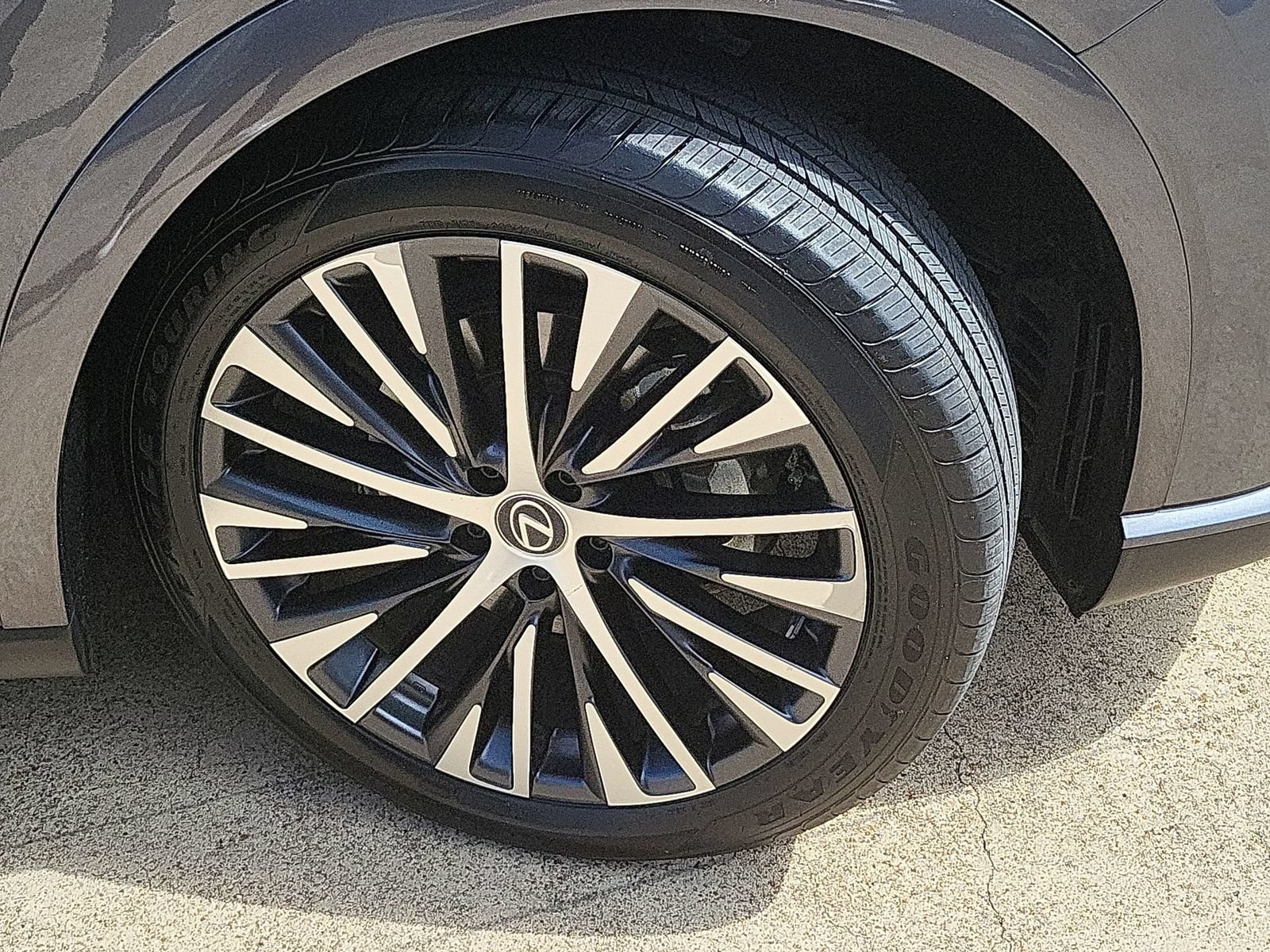 Used 2023 Lexus RX 350 Premium Plus w/ Accessory Package (Z1) FWD image 33
