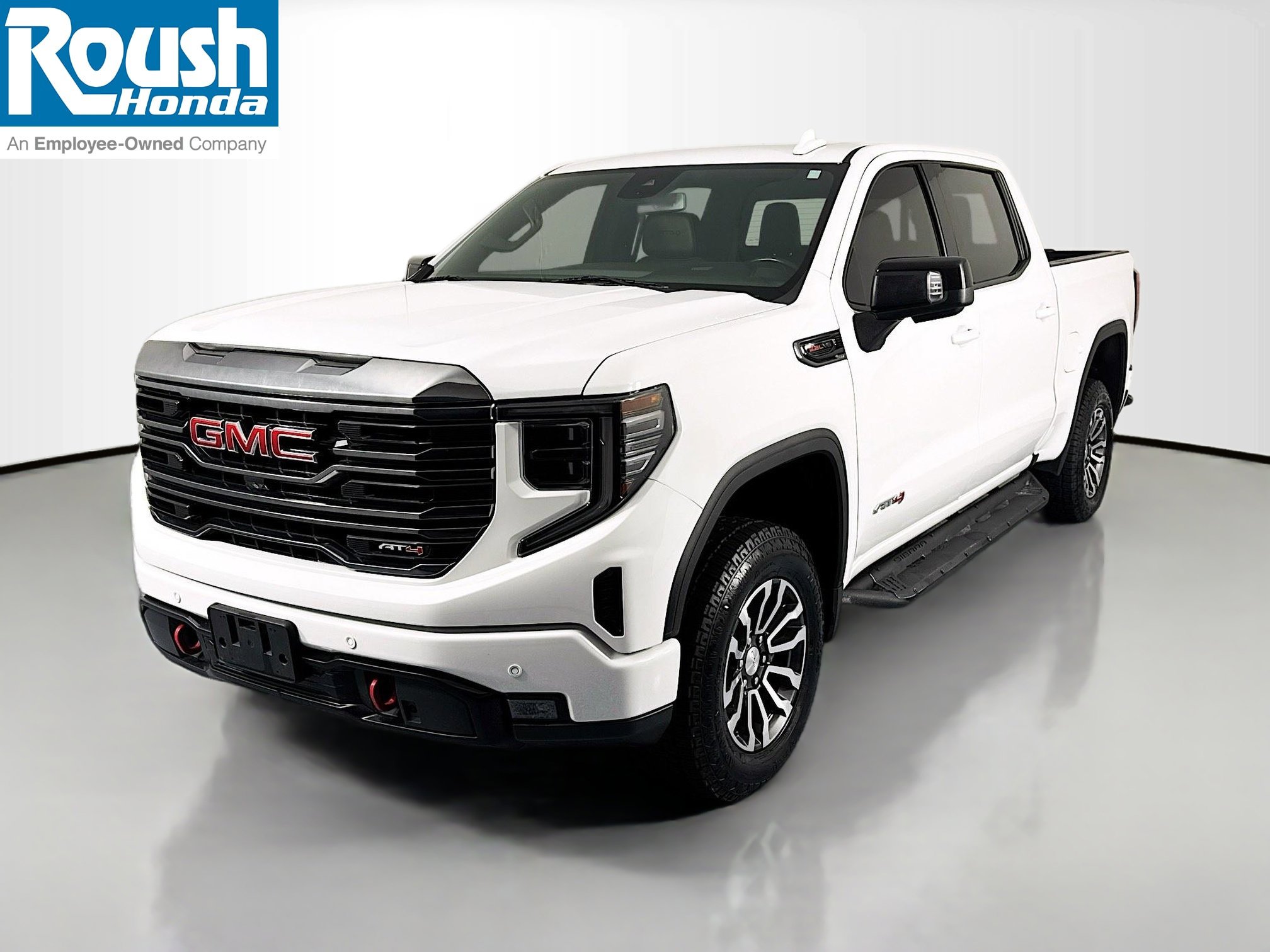 Used 2023 GMC Sierra 1500 AT4 w/ AT4 Premium Package image 1
