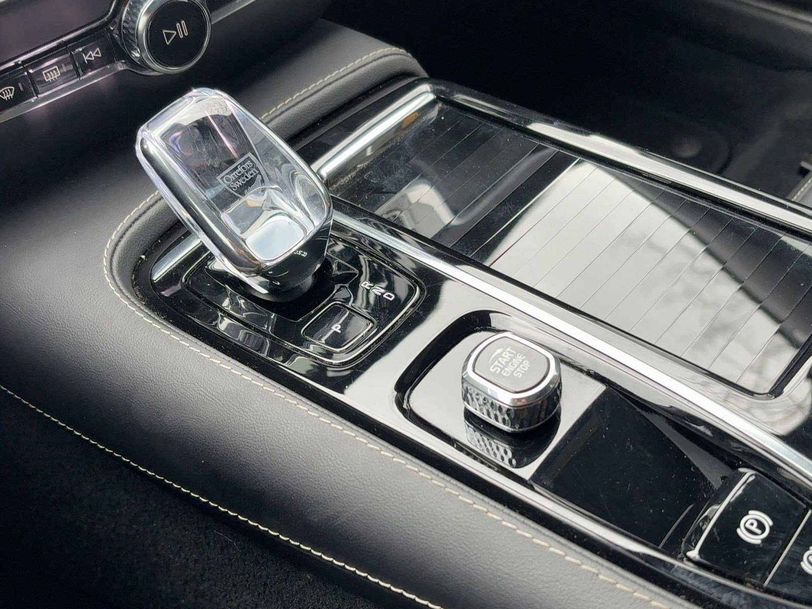 Certified 2024 Volvo V60 T8 Polestar image 17