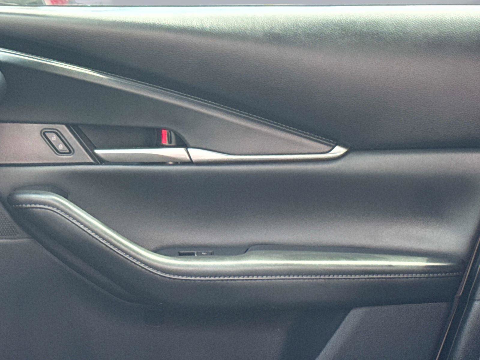 Certified 2022 MAZDA CX-30 AWD 2.5 S w/ Select Package image 19