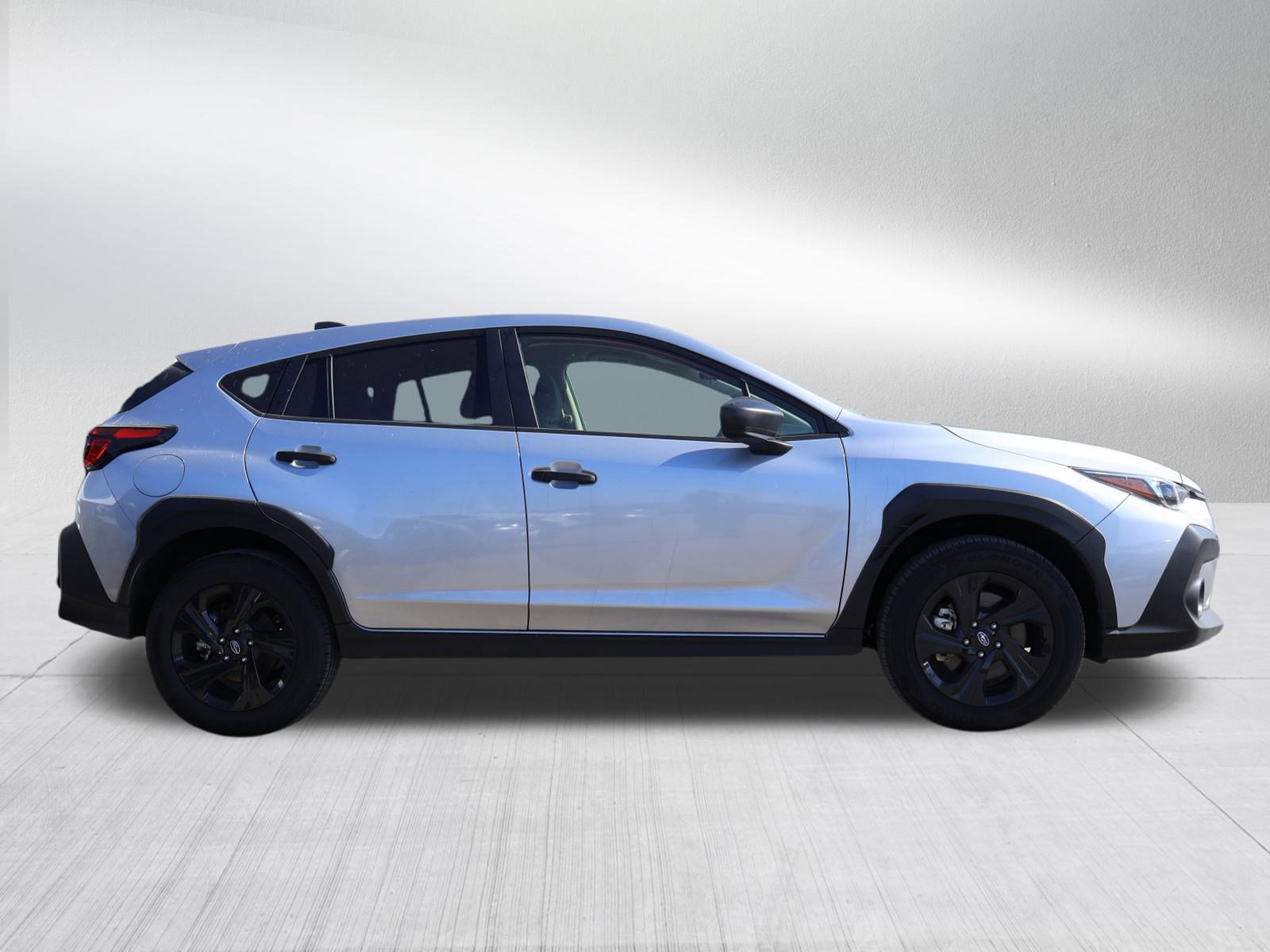 Used 2024 Subaru Crosstrek 2.0i image 8