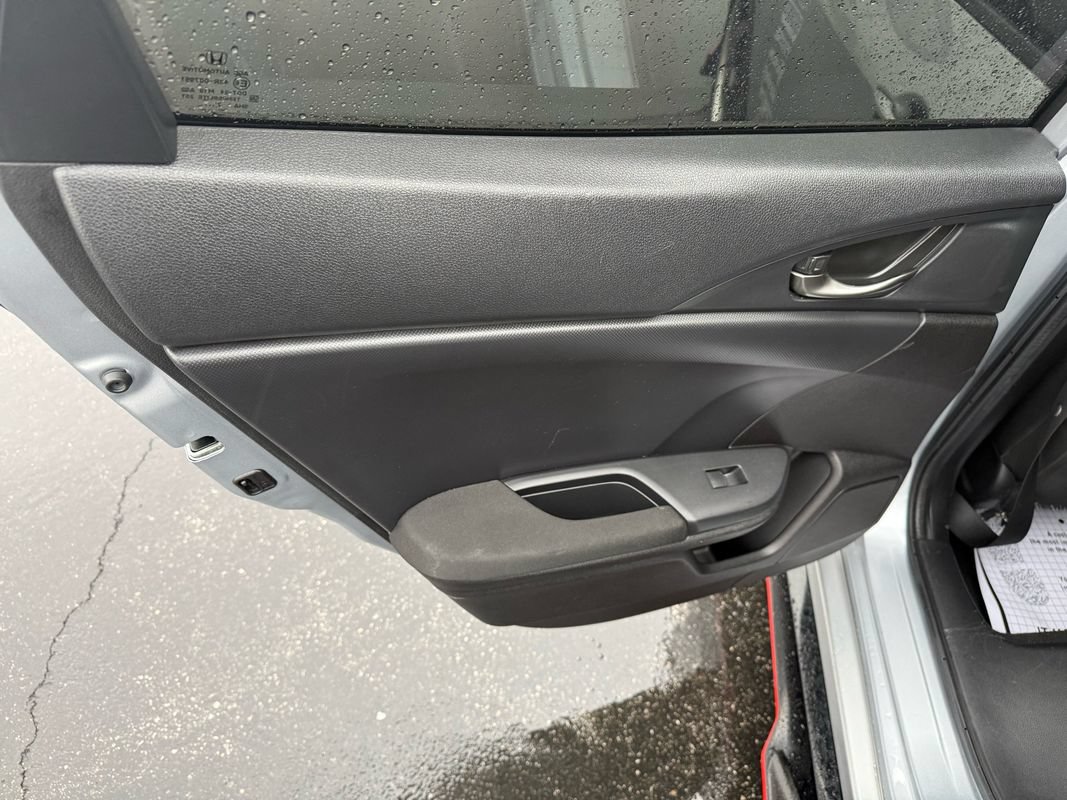 Used 2018 Honda Civic Sport image 13