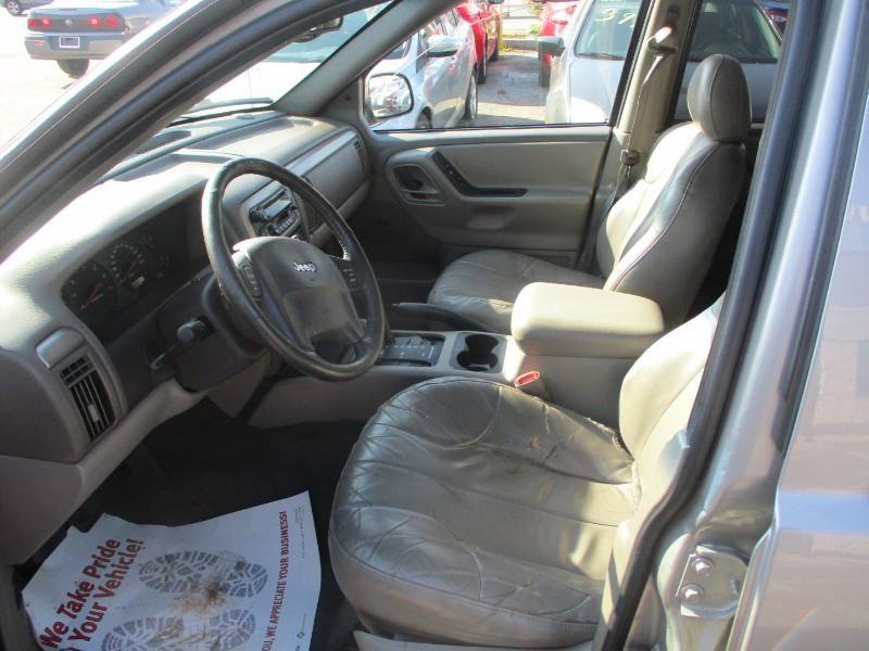 Used 2001 Jeep Grand Cherokee Laredo AWD/4WD image 11