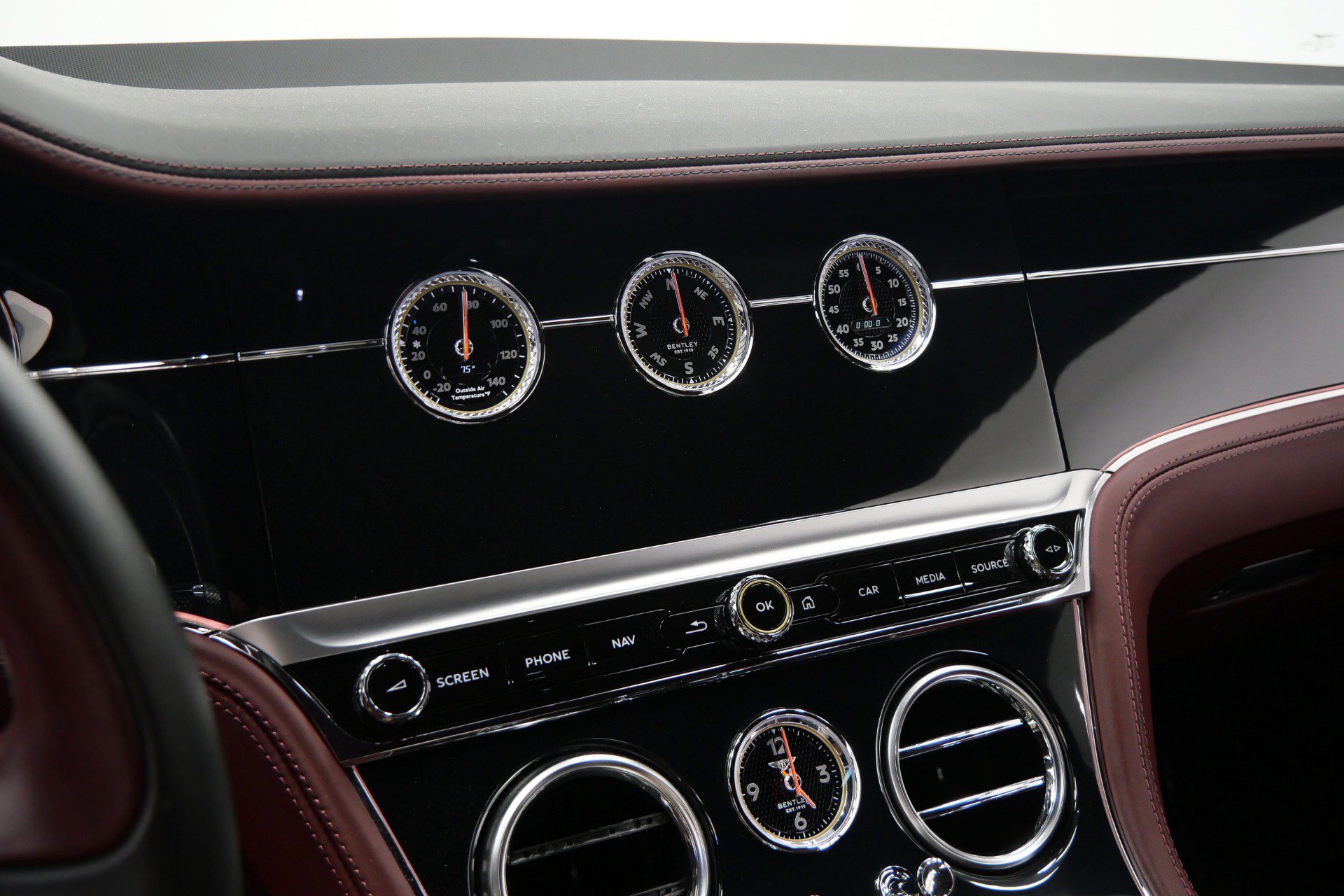 Used 2020 Bentley Continental GT V8 First Edition AWD/4WD image 25