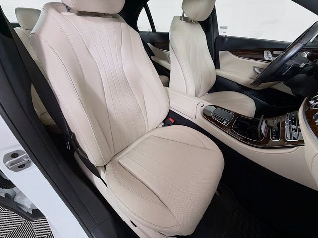 Used 2023 Mercedes-Benz E 350 4MATIC Sedan image 30