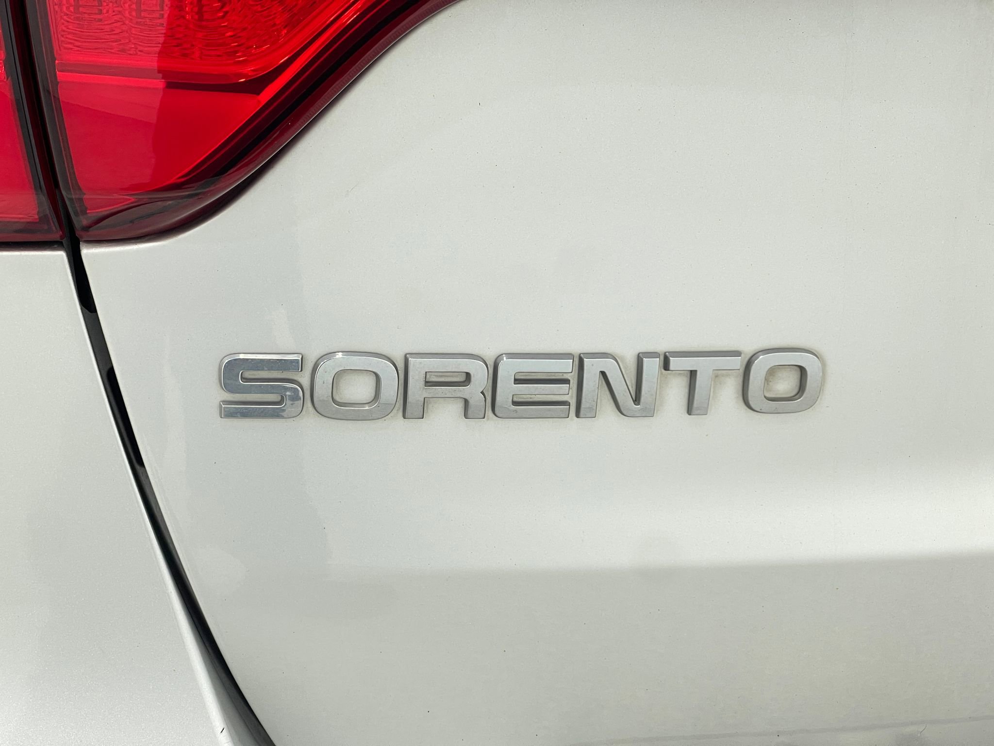Used 2014 Kia Sorento SX w/ 3rd Row Package image 39