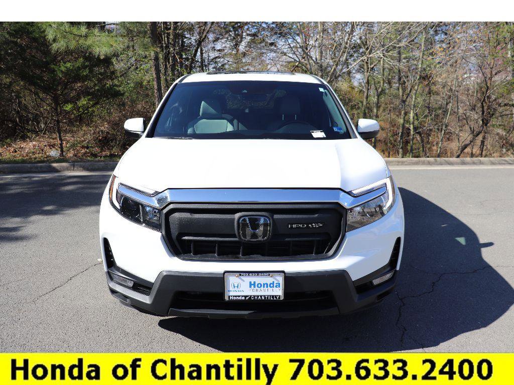 Certified 2024 Honda Passport EX-L image 2