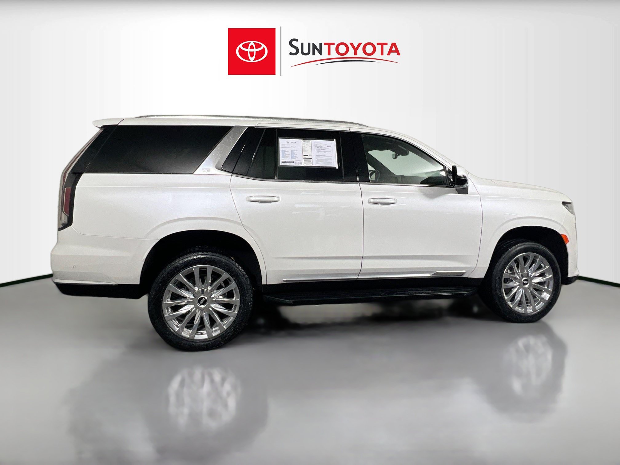 Used 2024 Cadillac Escalade Premium Luxury w/ Performance Package AWD/4WD image 2