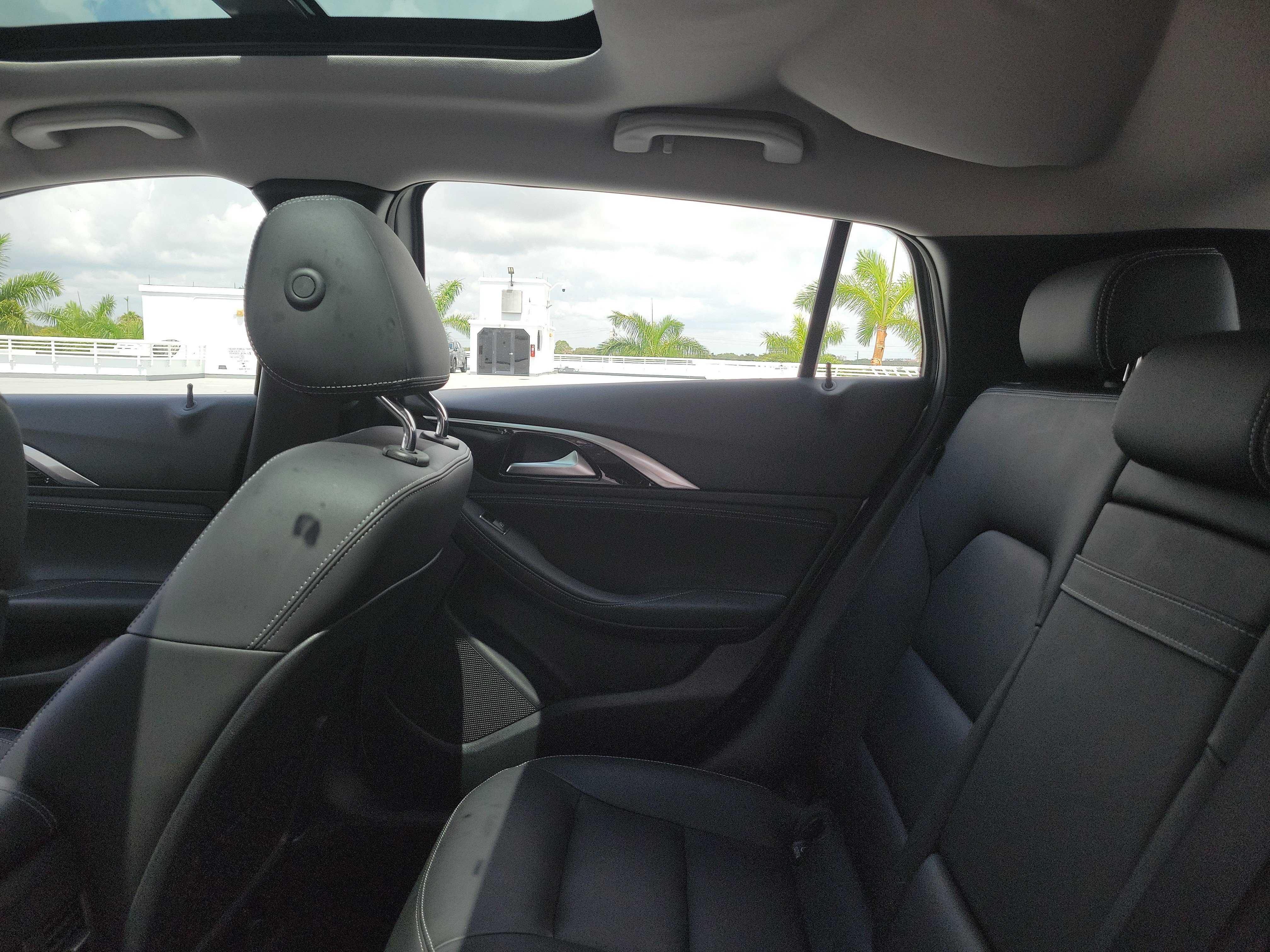 Used 2019 INFINITI QX30 w/ Cargo Package FWD image 12