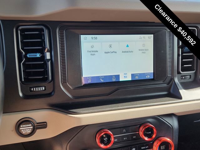 Used 2023 Ford Bronco Wildtrak image 38