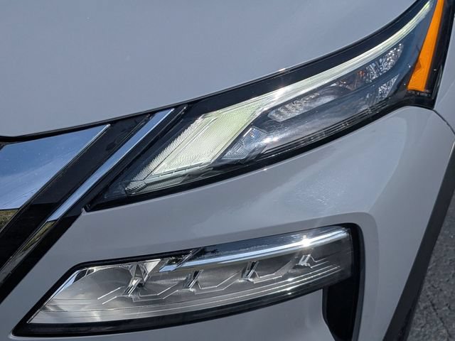 Used 2023 Nissan Rogue SL AWD/4WD image 9