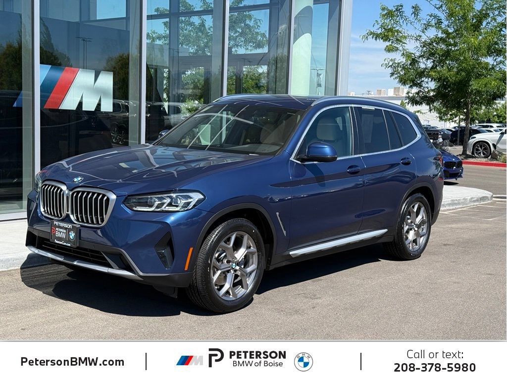 Used 2022 BMW X3 xDrive30i AWD/4WD image 1