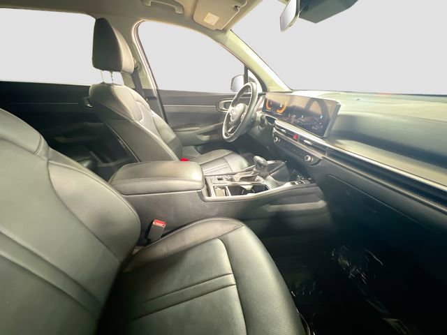 Certified 2024 Kia Sorento S image 30