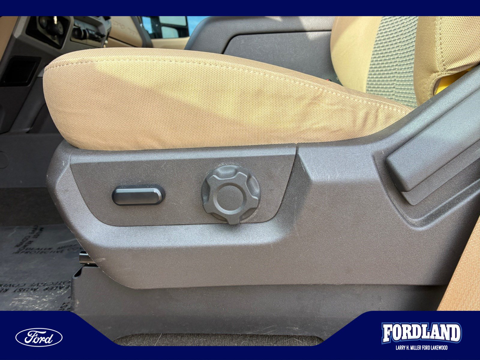 Used 2016 Ford F250 XLT w/ XLT Value Package AWD/4WD image 14