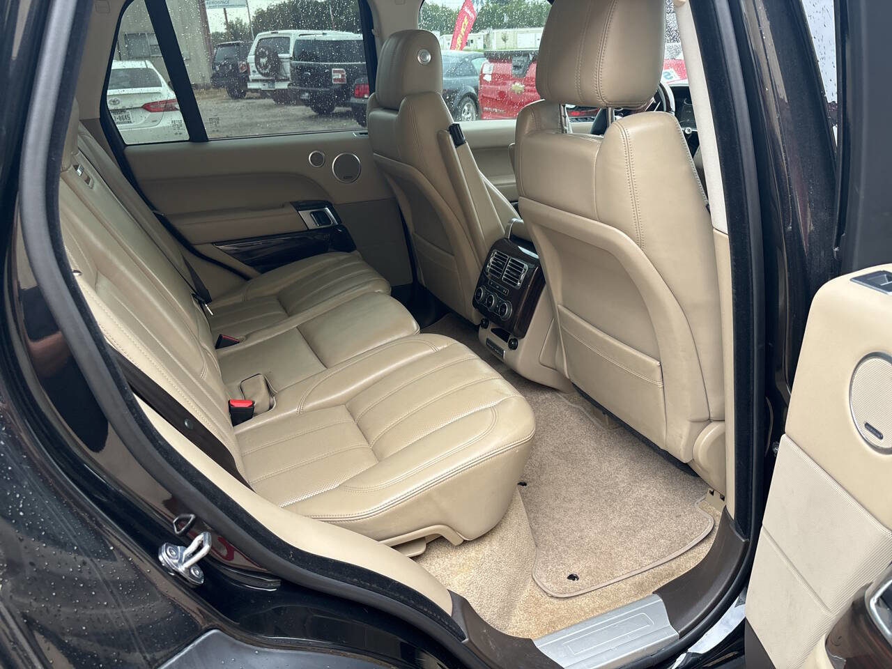 Used 2016 Land Rover Range Rover HSE image 7