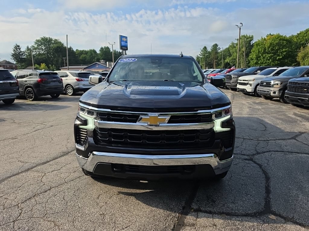 Certified 2022 Chevrolet Silverado 1500 LT AWD/4WD image 2