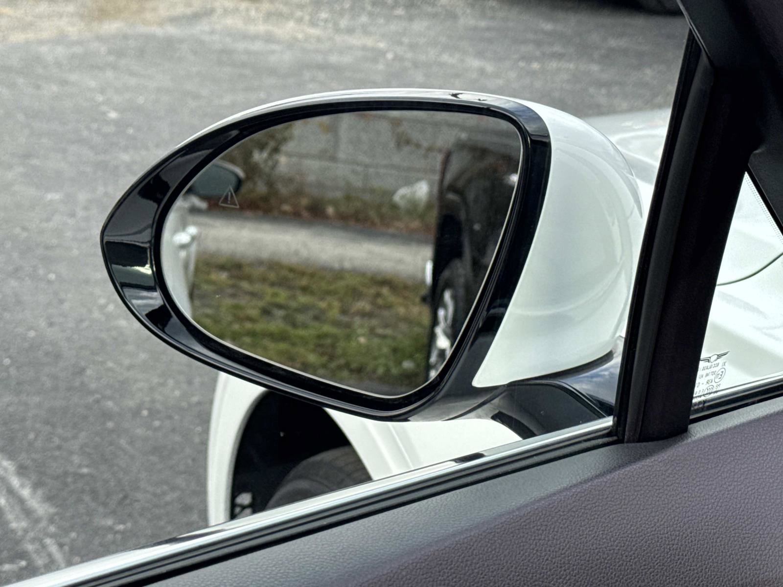 Used 2025 Genesis GV70 2.5T image 18