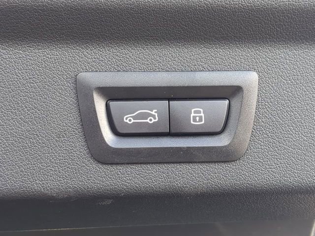 Used 2025 BMW X2 xDrive28i image 15