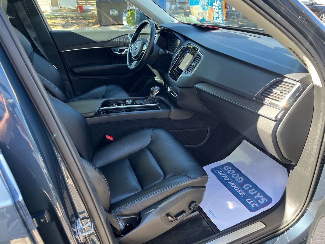 Used 2020 Volvo XC90 T5 Momentum image 19