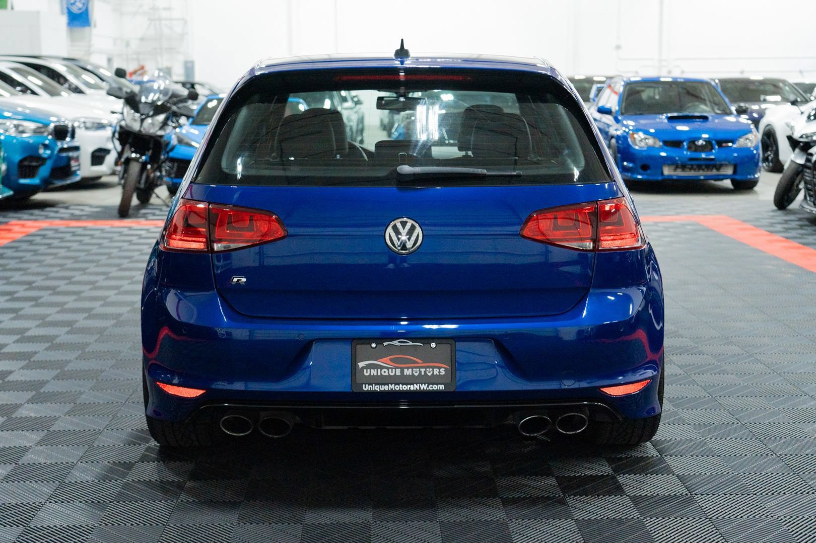 Used 2015 Volkswagen Golf R 4-Door AWD/4WD image 5