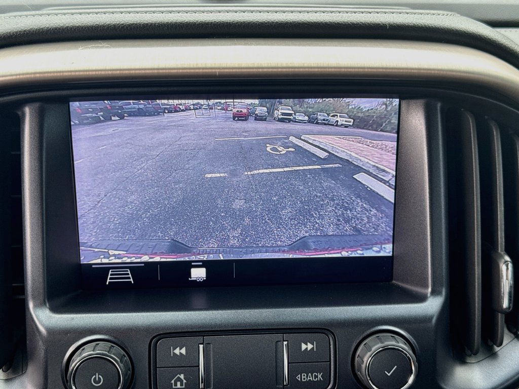 Used 2022 GMC Canyon Denali RWD image 14
