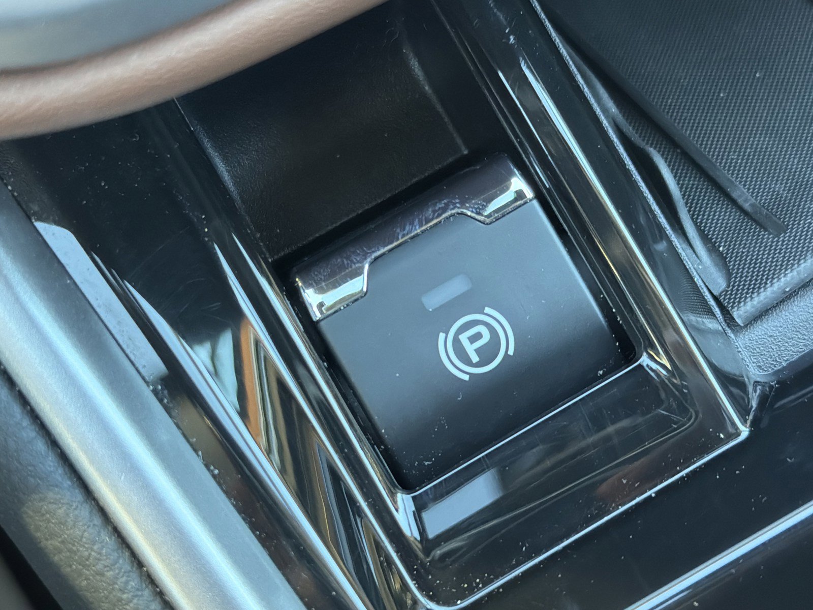 Certified 2025 Subaru Outback Touring w/ Popular Package #2 image 28