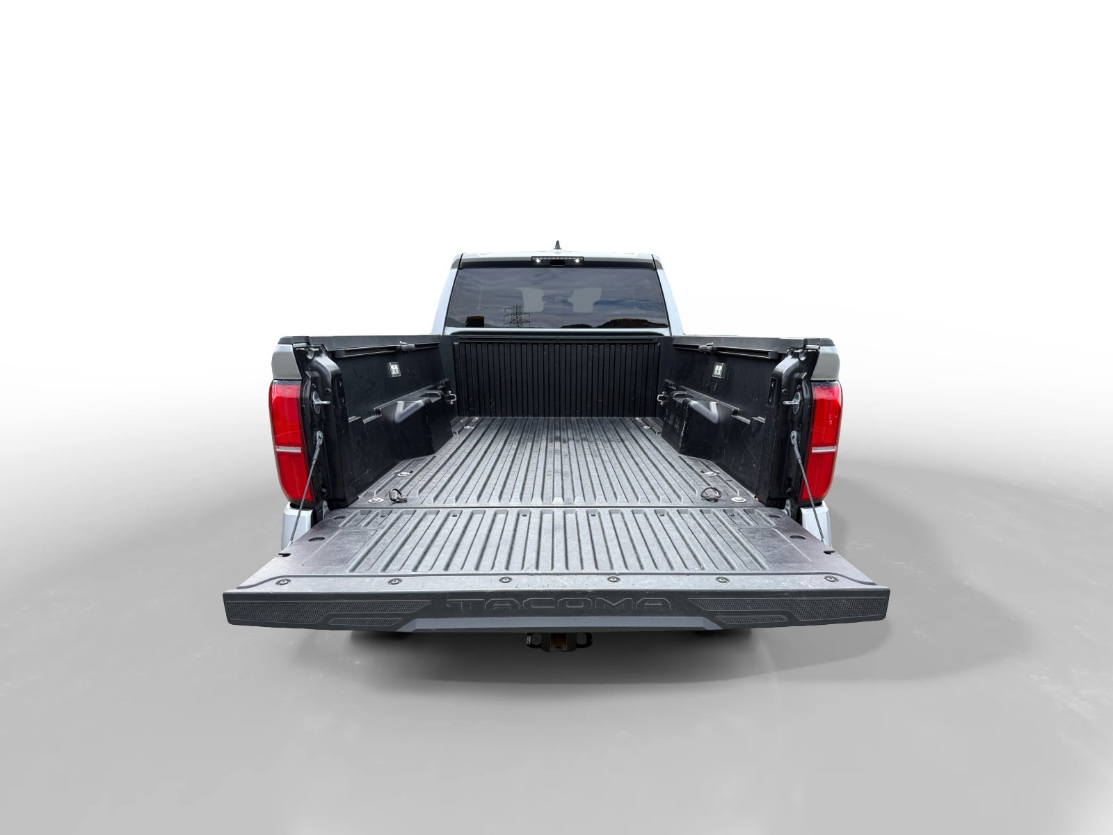 Used 2024 Toyota Tacoma TRD Off-Road image 17