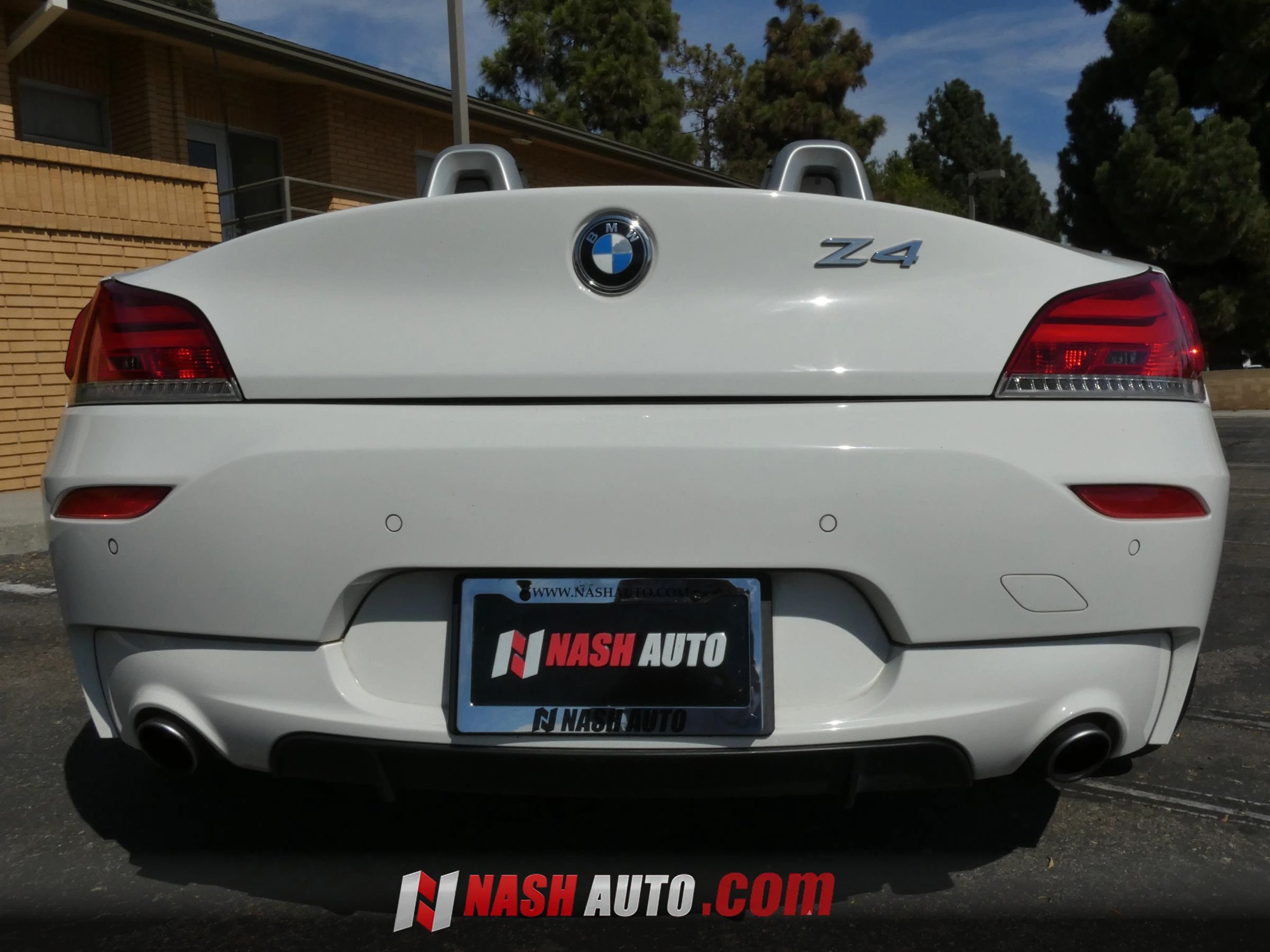 Used 2015 BMW Z4 sDrive35is RWD image 11