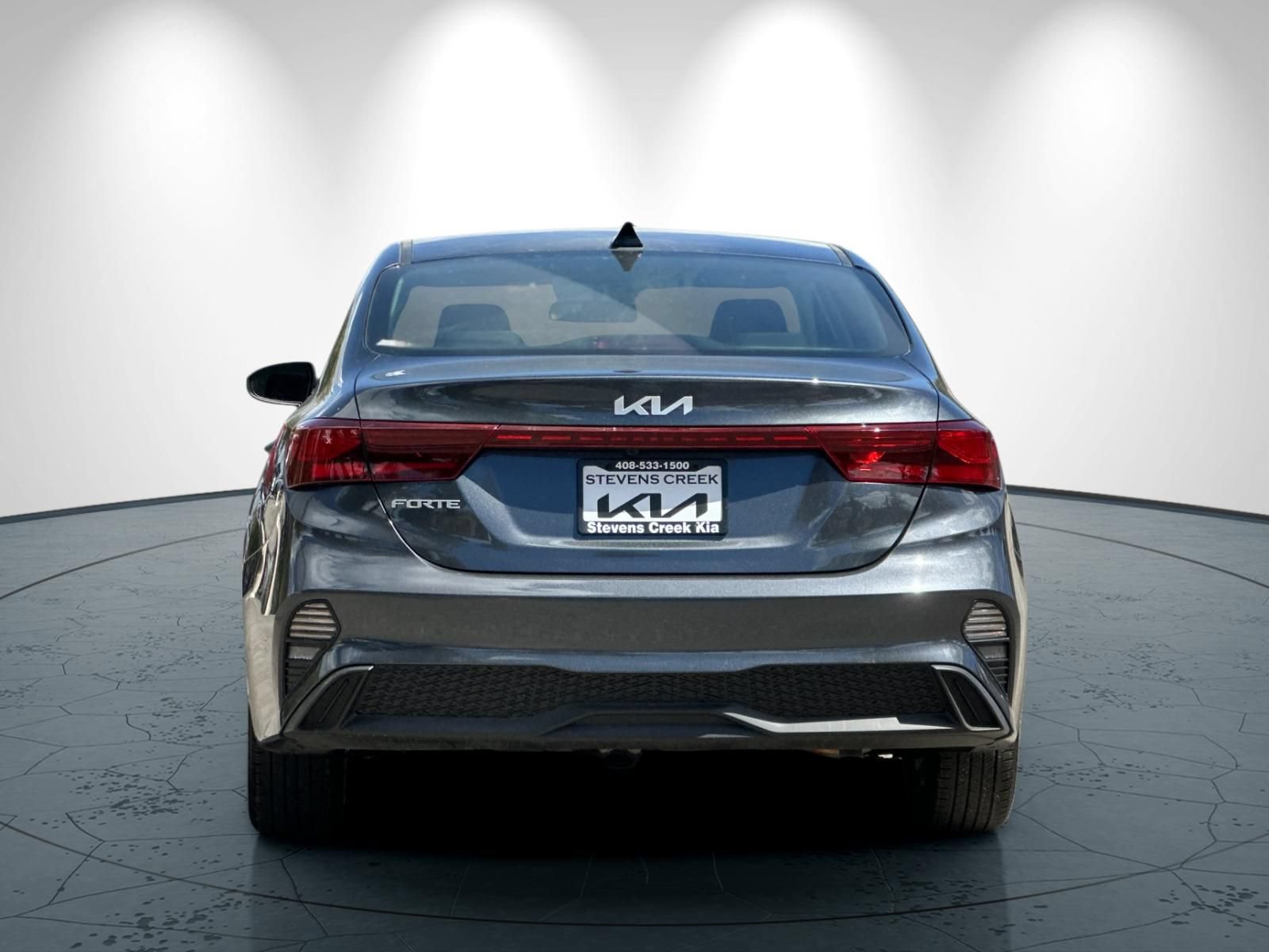 Used 2024 Kia Forte LXS FWD image 5