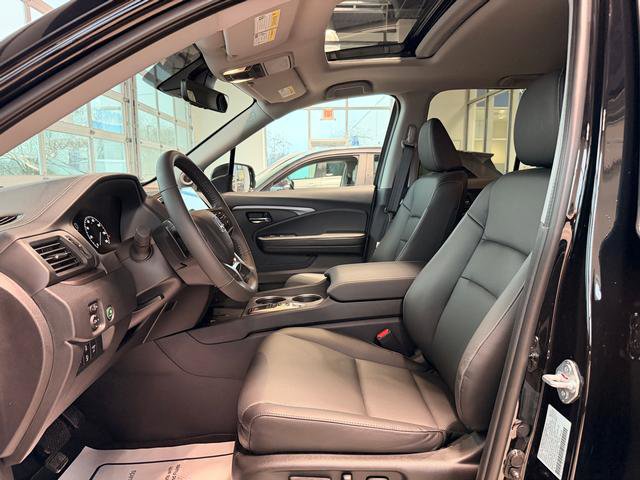 Used 2025 Honda Ridgeline RTL image 10