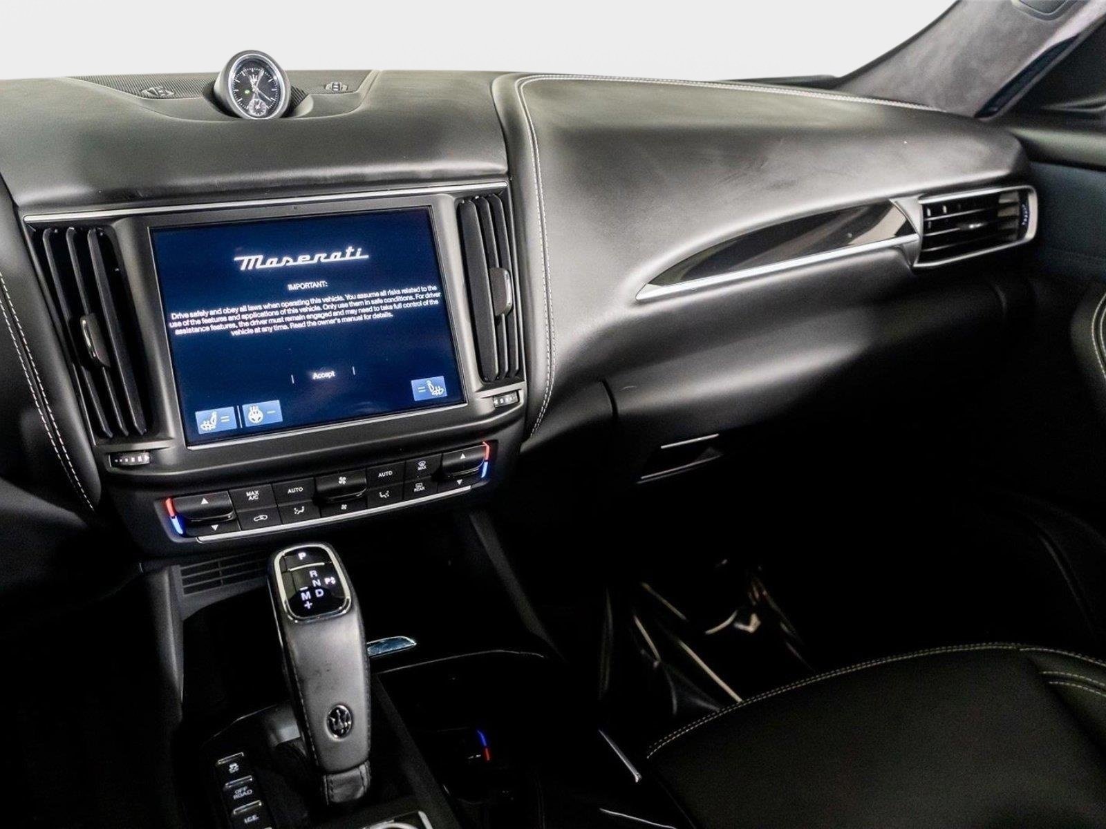 Used 2023 Maserati Levante GT AWD/4WD image 35