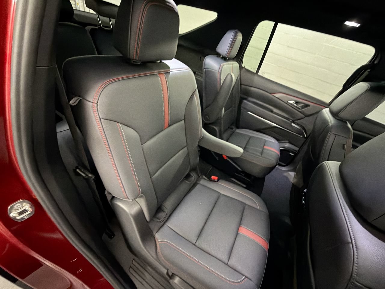 Certified 2024 Chevrolet Traverse RS AWD/4WD image 27