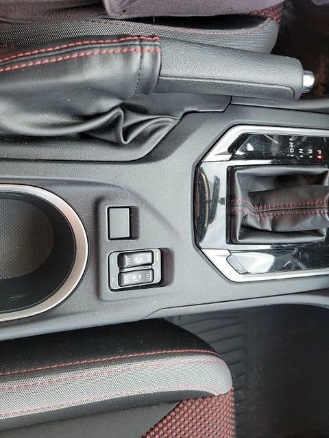 Used 2022 Subaru Impreza 2.0i Sport w/ Popular Package #3 image 11