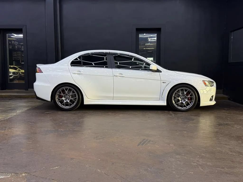 Used 2011 Mitsubishi Lancer Evolution MR AWD/4WD image 10