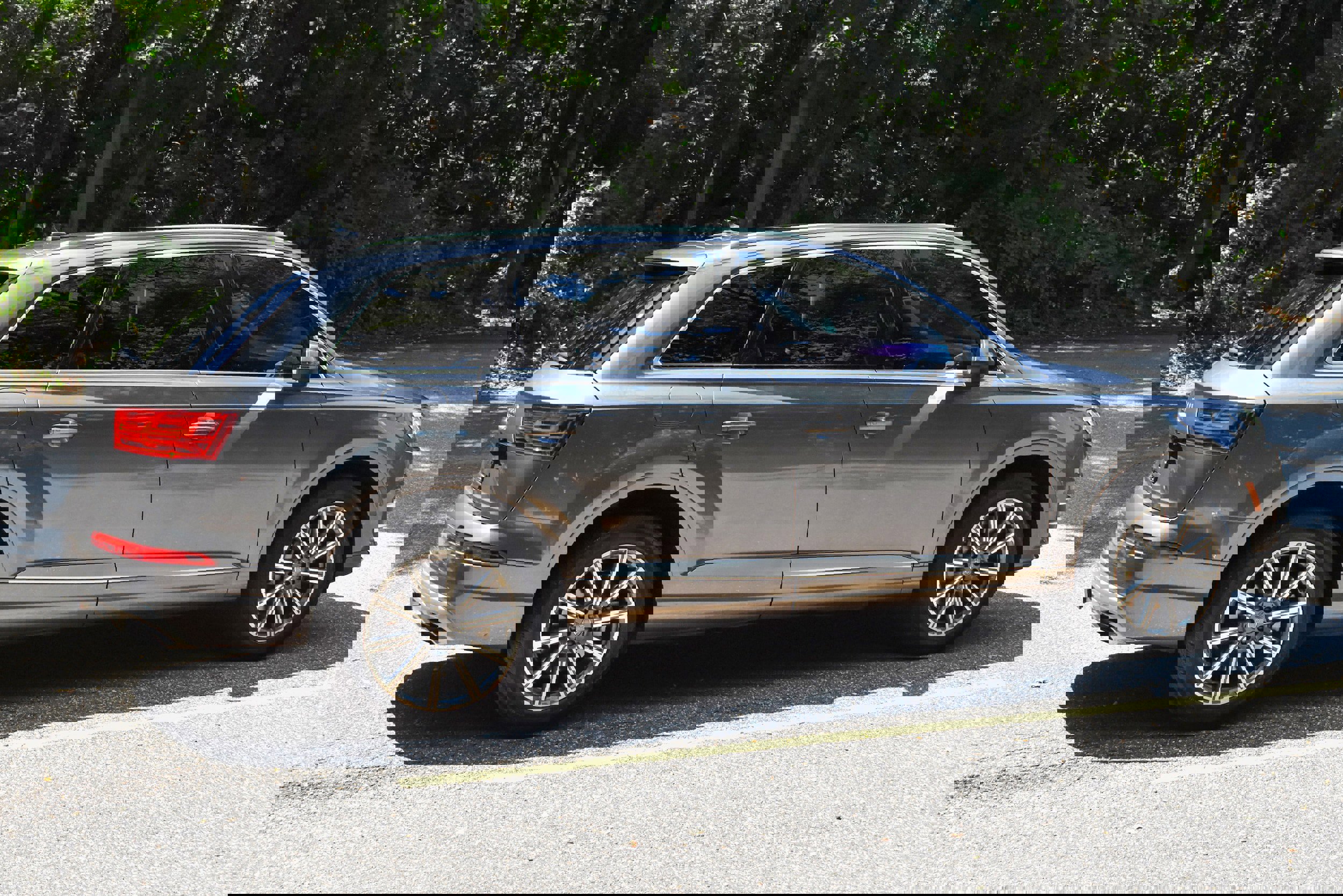 Used 2019 Audi Q7 3.0T Premium Plus w/ Premium Plus Package image 9